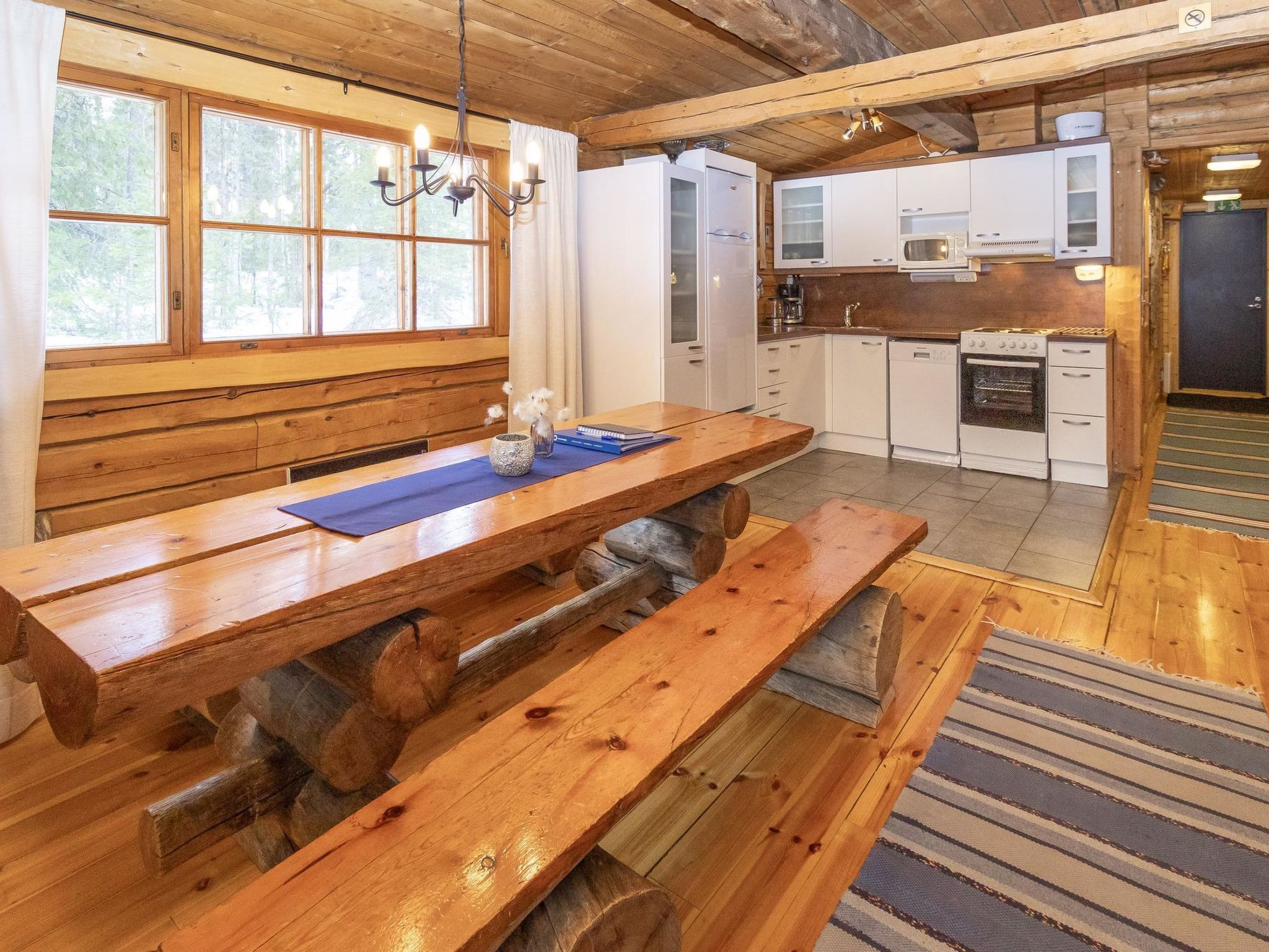 Réfrigérateur, micro-ondes, lave-vaisselle