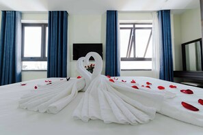 Deluxe Double Room, Beach View | In-room safe, free WiFi - SIN OAE HOTEL (Ho Chi Minh City)