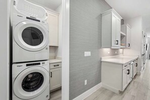 Exterior - Hi3051hl203: 3 Bed, Seascape (Melbourne Beach)