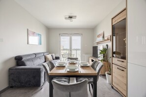 Comfort Apartment, Balcony, Partial Sea View | Living room