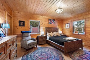 3 bedrooms, free WiFi, bed sheets