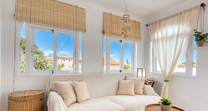 Maison de vacances 'La Ibicenca By Ximoapartments' avec vue montagne, Wi-Fi et climatisation