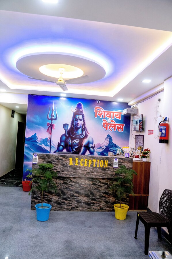 Reception - Hotel Shivay Palace (Agra)