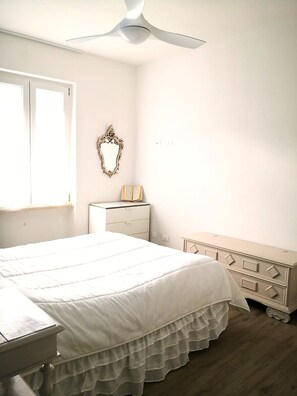 3 chambres, fer et planche à repasser, Wi-Fi