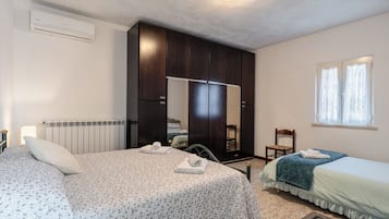 2 bedrooms, free WiFi, bed sheets