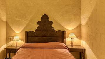 1 dormitorio, tabla de planchar con plancha, wifi gratis y ropa de cama