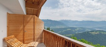 Apartment 'Sunset' with Mountain View, Private Terrace and Wi-Fi