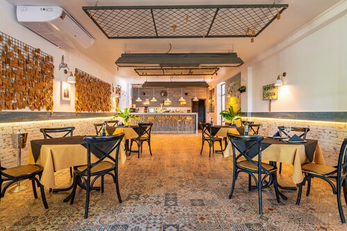 Mobile Home '36' with Mountain View, Wi-Fi and Air Conditioning