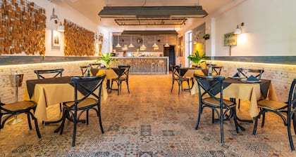 Mobile Home '241' with Mountain View, Wi-Fi and Air Conditioning