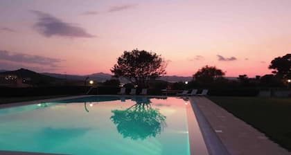 Villa 'Maffy' with Sea View, Wi-Fi and Air Conditioning