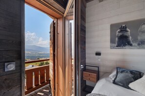 4 chambres, fer et planche à repasser, Wi-Fi gratuit, draps fournis