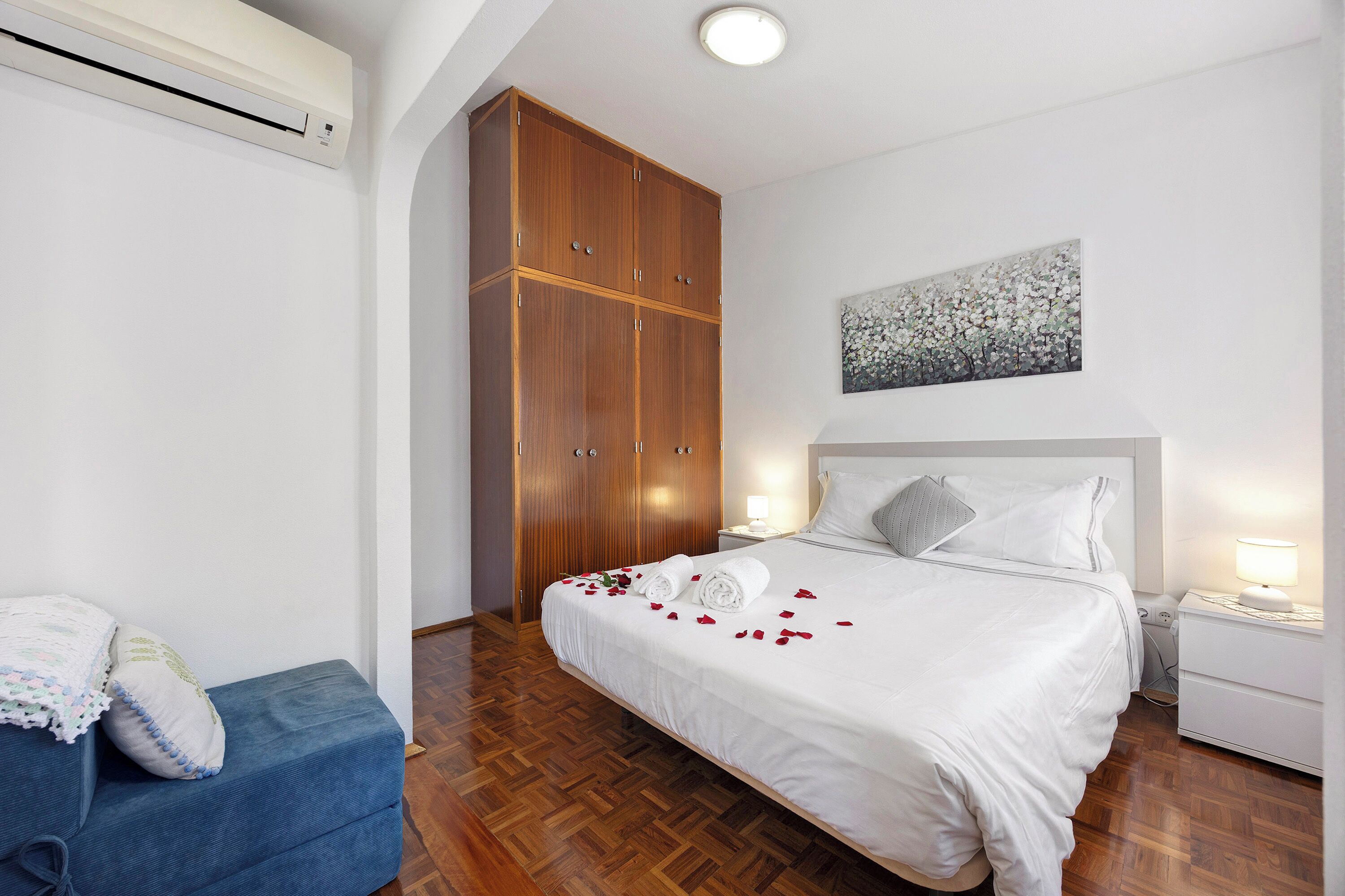 1 bedroom, iron/ironing board, free WiFi, bed sheets