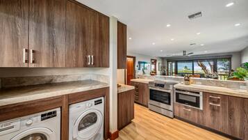 Apartment | 2 bedrooms, Internet