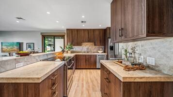 Apartment | 2 bedrooms, Internet