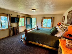 5 bedrooms, iron/ironing board, travel cot, free WiFi