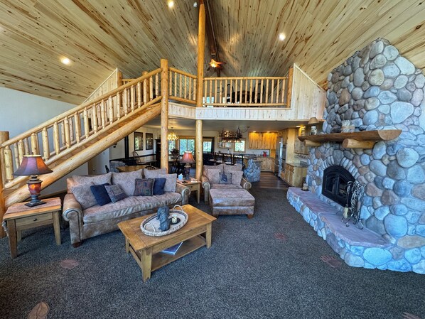 Smart-TV, peis og bordtennis