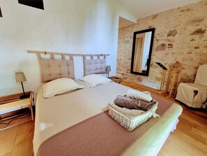 3 soverom og sengetøy