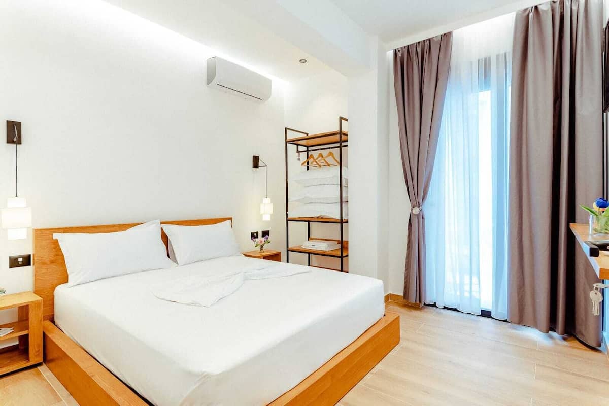 1 bedroom, soundproofing, free WiFi