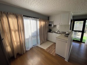 Fridge, microwave, stovetop, electric kettle