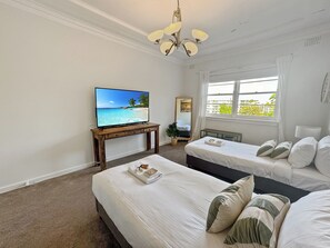 2 chambres, fer et planche à repasser, Wi-Fi gratuit