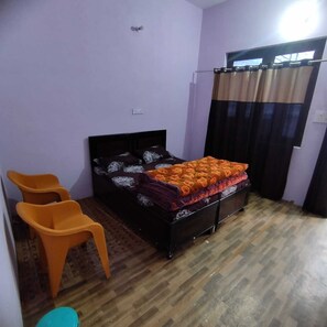 Standard Room | Free WiFi, bed sheets - Aditya Guest House And Restaurant (Ukhimath)