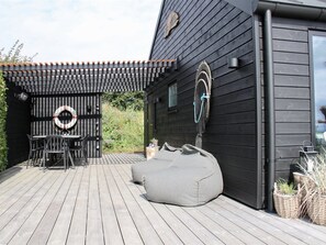 Outdoor dining - "Valia" - 20m from the sea by Interhome (Sønder Stenderup)