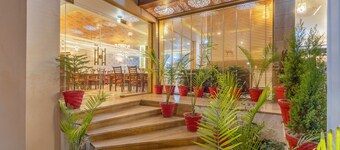 Sterling Kastoori Rudraprayag