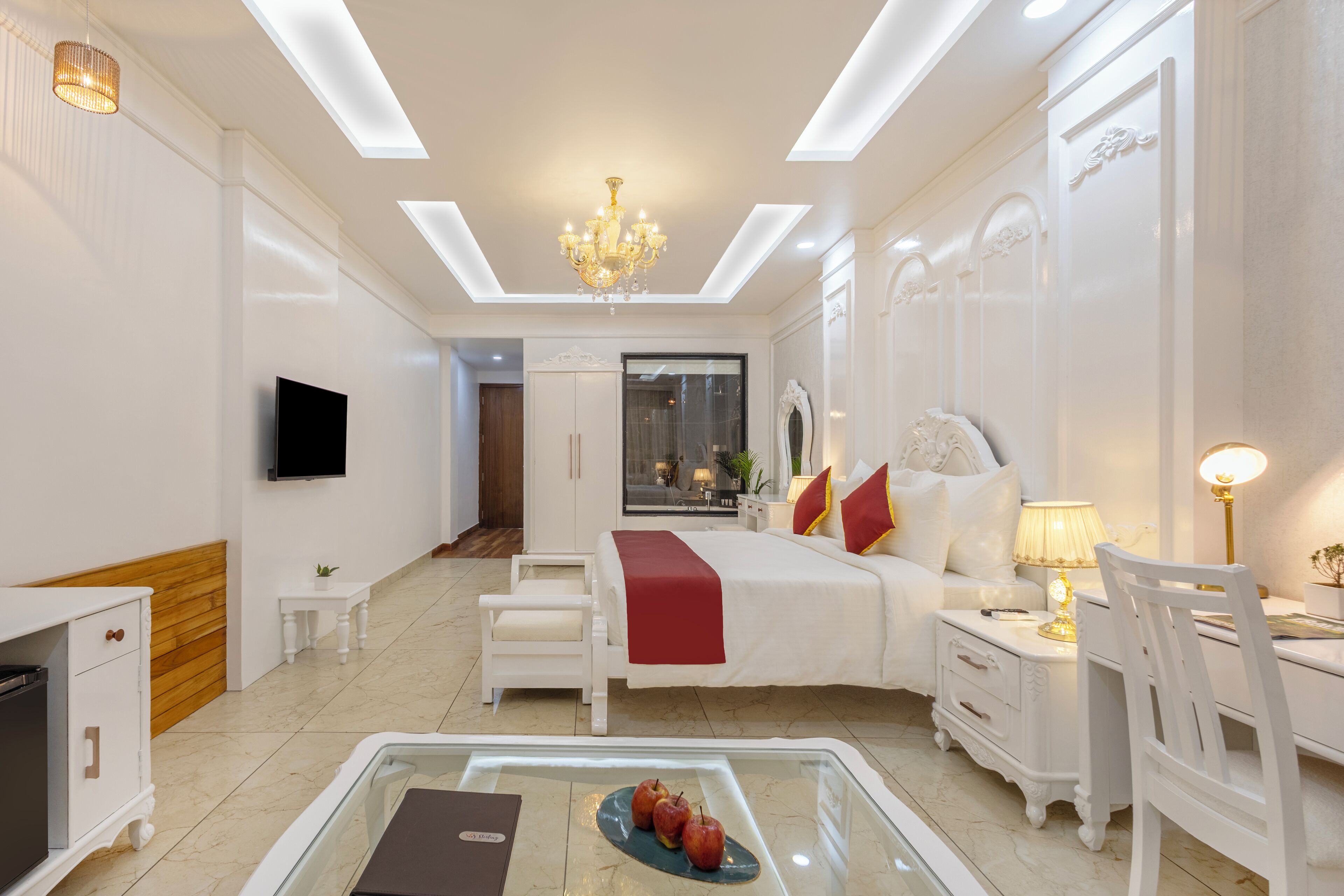 Valley View Indulge Room | In-room safe, free WiFi, bed sheets