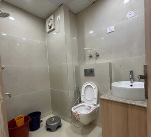 Bidet, Handtücher, Seife