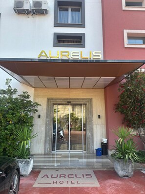 Front of property - Hotel Aurelis (Kashar)