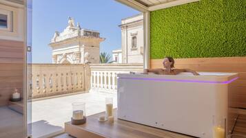 Junior Suite, City View