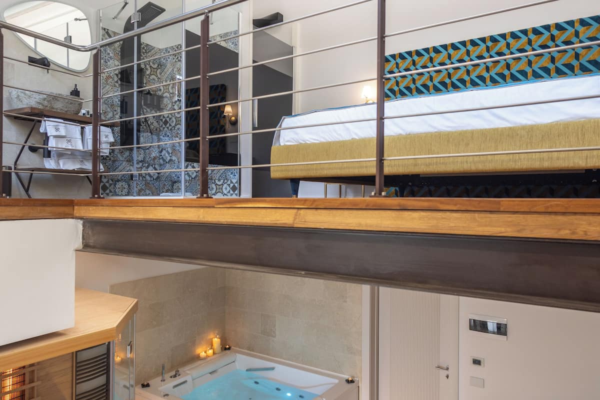 1 bedroom, in-room safe, blackout drapes, free WiFi