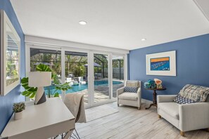 Unclassified image, 4 of 50, button