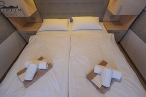 Iron/ironing board, free WiFi - Charming Two-bedroom Mobile Homes Drage - Mobile Home with Sea View and Terrace (Drage)