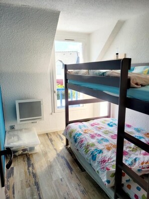 2 chambres, Wi-Fi gratuit, draps fournis