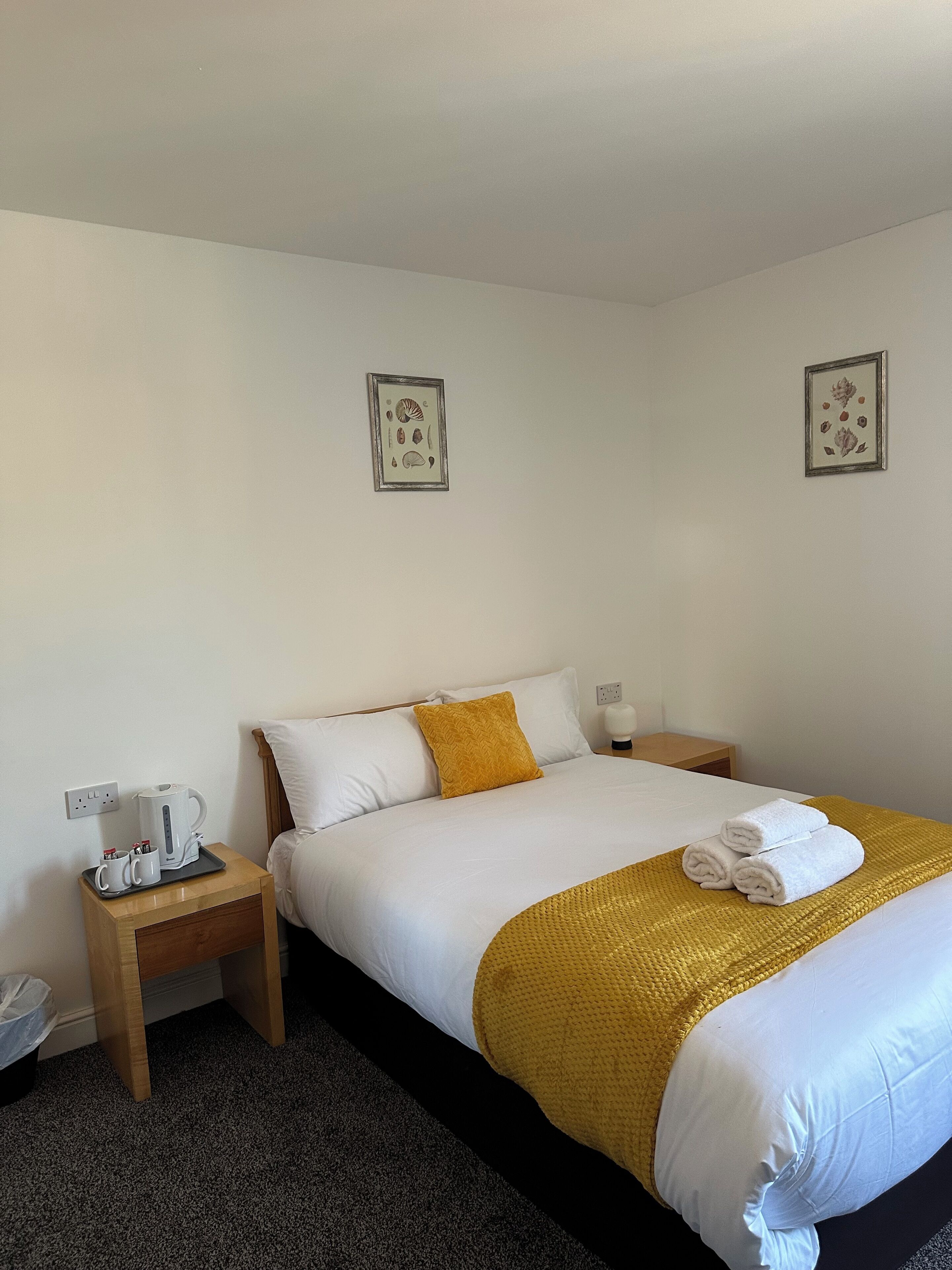 Double Room | Desk, free WiFi