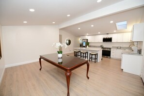 Private kitchen - Effortless SD Getaway - Spacious Yard + Prime Location (San Diego)