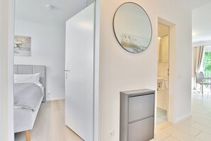 1 bedroom, iron/ironing board, WiFi