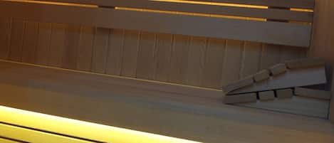 Comfort Double Room, 1 Double Bed, City View | Bathroom | Shower, hair dryer, towels, soap