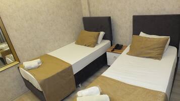 Standard Single Room | Desk, free WiFi