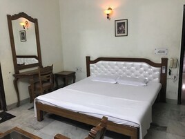 Economy Room, City View | Free WiFi