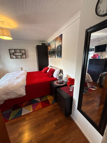 Room-king Size - Ensuite Room