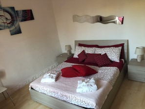 1 bedroom, iron/ironing board, free WiFi, bed sheets - Niccolo I° (La Spezia)
