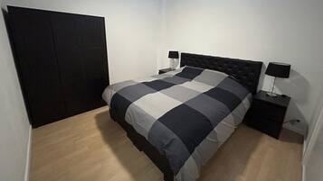 2 bedrooms, desk, free WiFi
