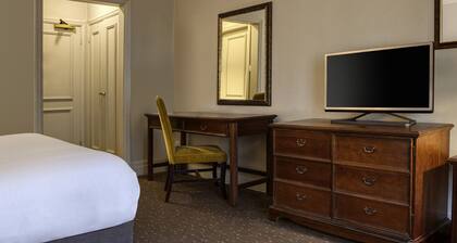Winchester Wessex Hotel by Sunday Twin Room