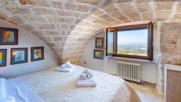 3 Schlafzimmer, Schreibtisch, BĂŒgeleisen/BĂŒgelbrett, Reisekinderbett