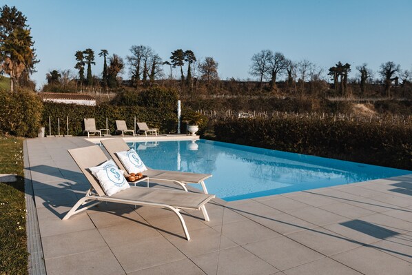 Pool - SG Luxury - Residenza Pastrengo Apt 7 (Pastrengo)