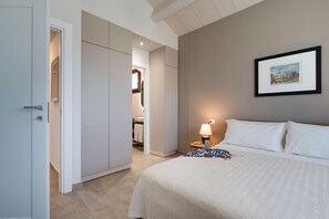 2 chambres, fer et planche à repasser, lit parapluie, Wi-Fi gratuit