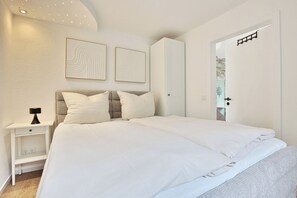 1 bedroom, free WiFi - House on Nöltingsweg "Strandbude Apartment 01 (Scharbeutz)