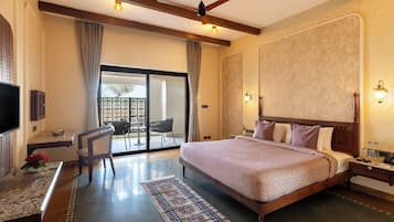 Executive Room | Premium bedding, down duvets, in-room safe, individually decorated